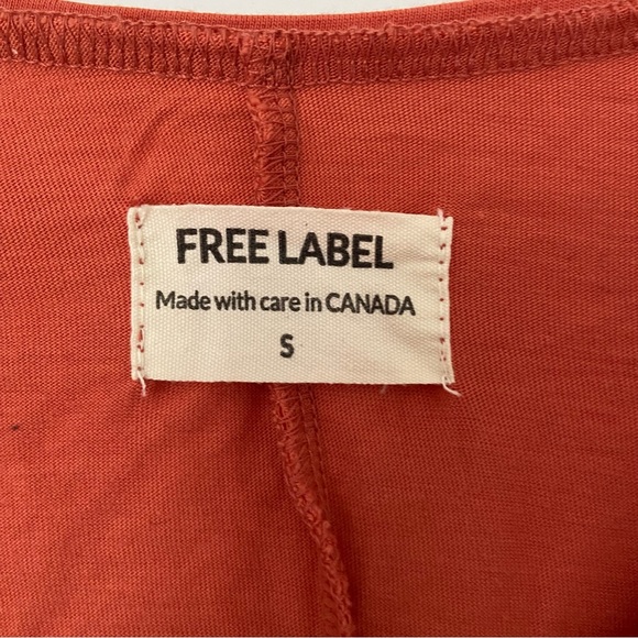Free Label Morgan Tee Spiced Peach Small - Picture 5 of 5
